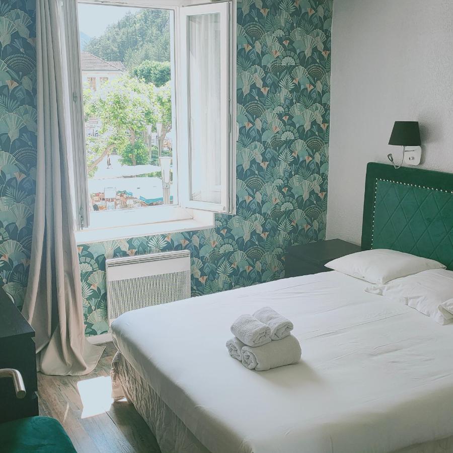 Hotel Du Levant Castellane Exterior photo